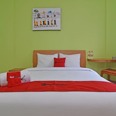 RedDoorz Plus @ Mahendradatta Denpasar Bagian luar foto