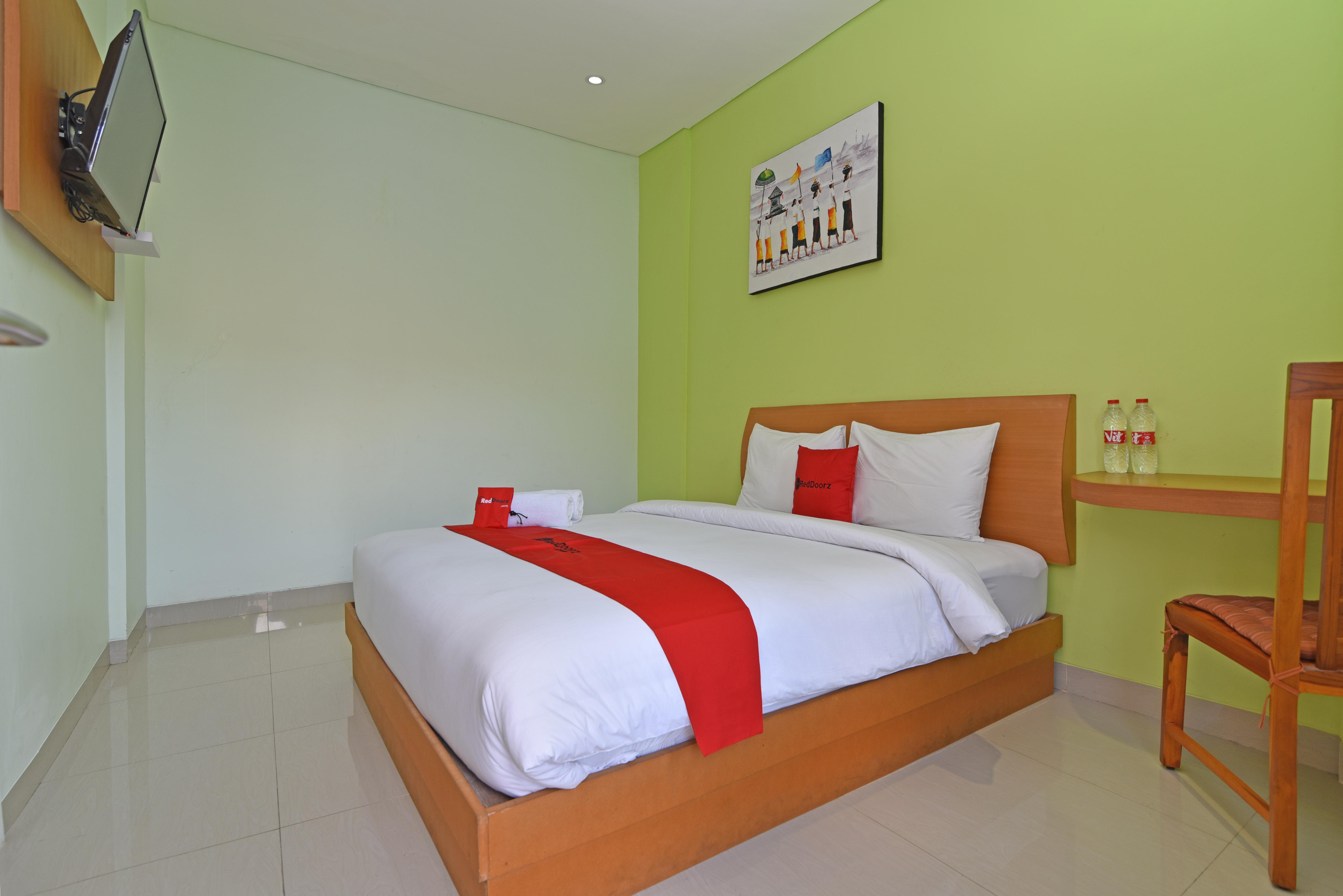 RedDoorz Plus @ Mahendradatta Denpasar Bagian luar foto