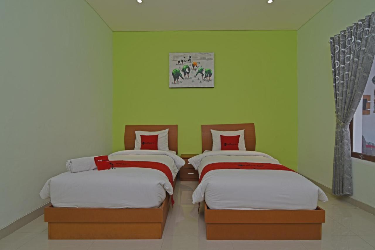 RedDoorz Plus @ Mahendradatta Denpasar Bagian luar foto